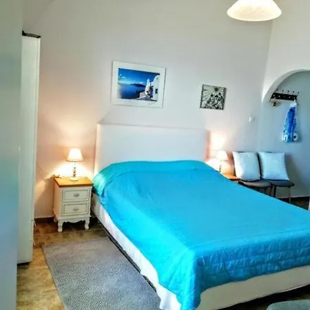 Pleasant In Piso Levadi Near Kalogeros Beach Lejlighed *
