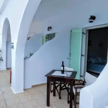 Pleasant In Piso Levadi Near Kalogeros Beach Páros