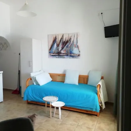Pleasant In Piso Levadi Near Kalogeros Beach Páros